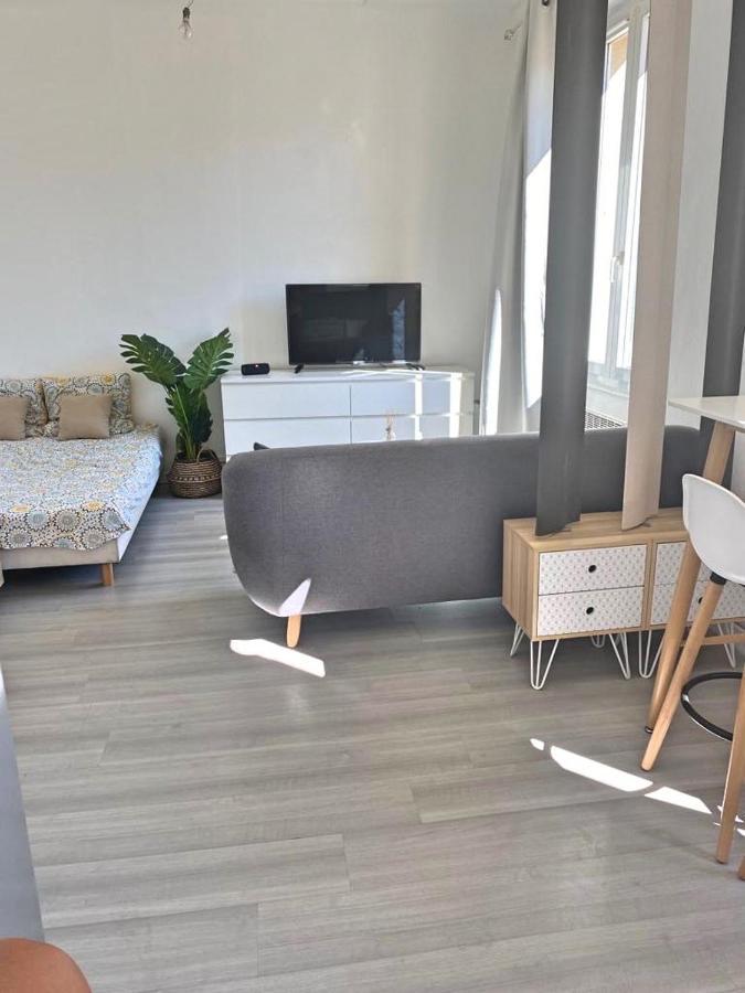 Appartements Cosy Au Centre De Ла-Сейн-сюр-Мер Экстерьер фото